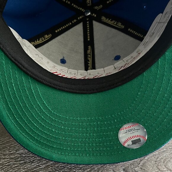 Toronto Blue Jays Mitchell & Ness Liberty Fitted Hat- Multiple Sizes - Picture 6 of 6
